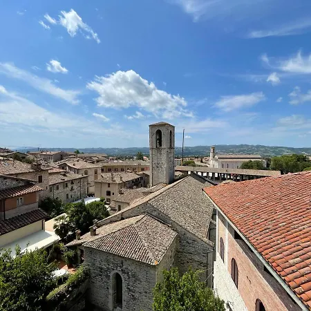 Happy House - Gli Arconi