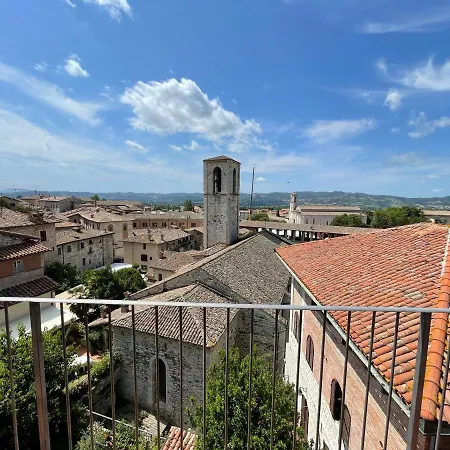 Happy House - Gli Arconi شقة